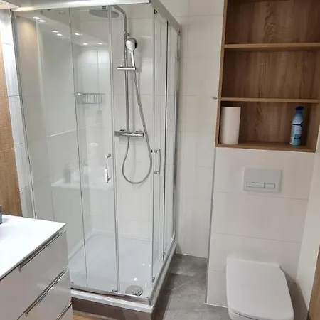 شقة Everysky - Zrodlana 2 *